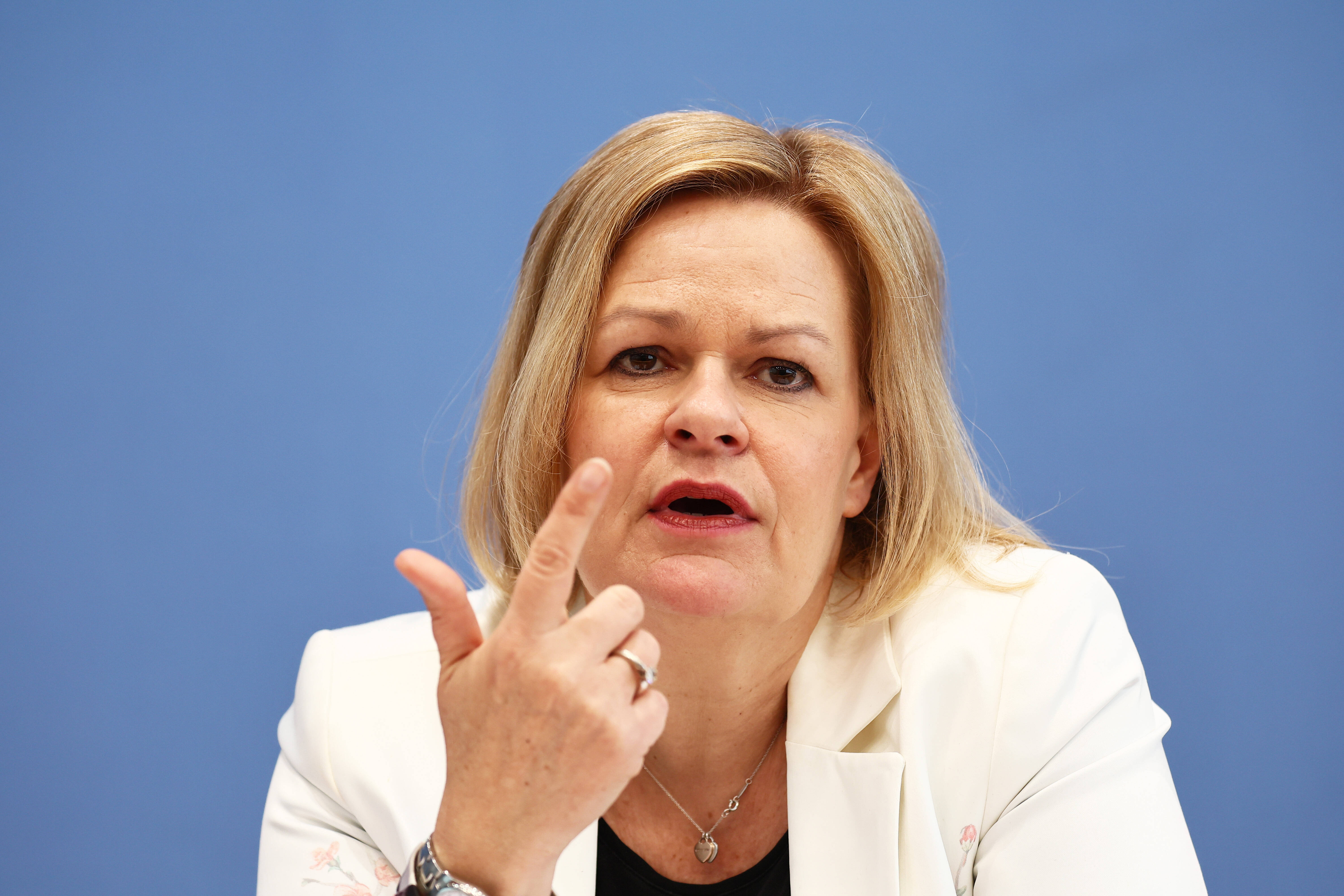 BND-SKANDAL! Profitierte Putin und seine Spione von einem Fehler von Innenministerin Nancy Faeser? 