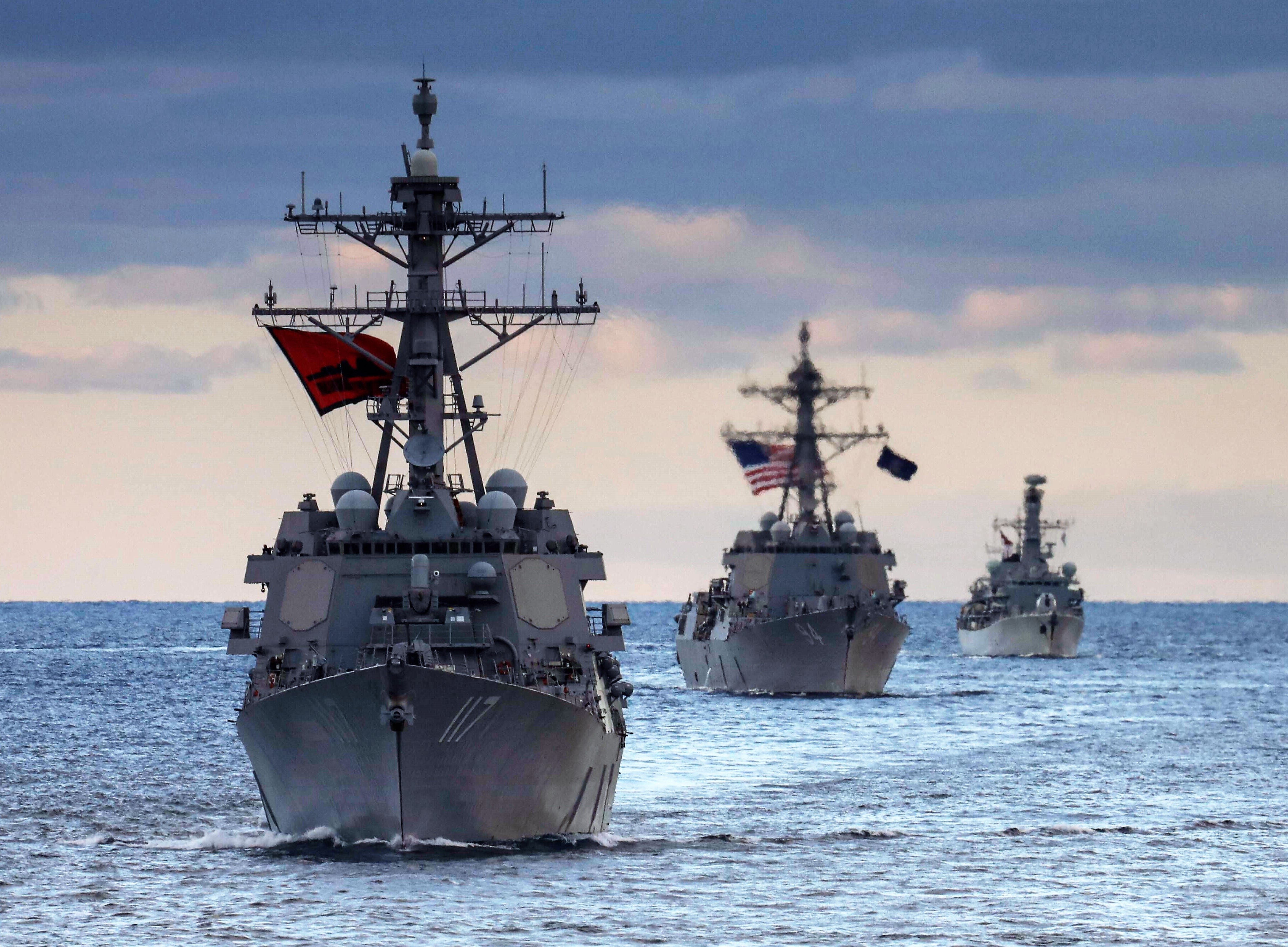 Teile Wismars abgeriegelt! Ostsee verwandelt sich in ein NATO-Meer! Reaktion auf Putins Invasion!