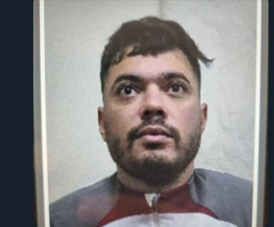 Killer ausgebrochen! 2 Polizisten bei Flucht erschossen - ein Land Jagd einen Mörder!