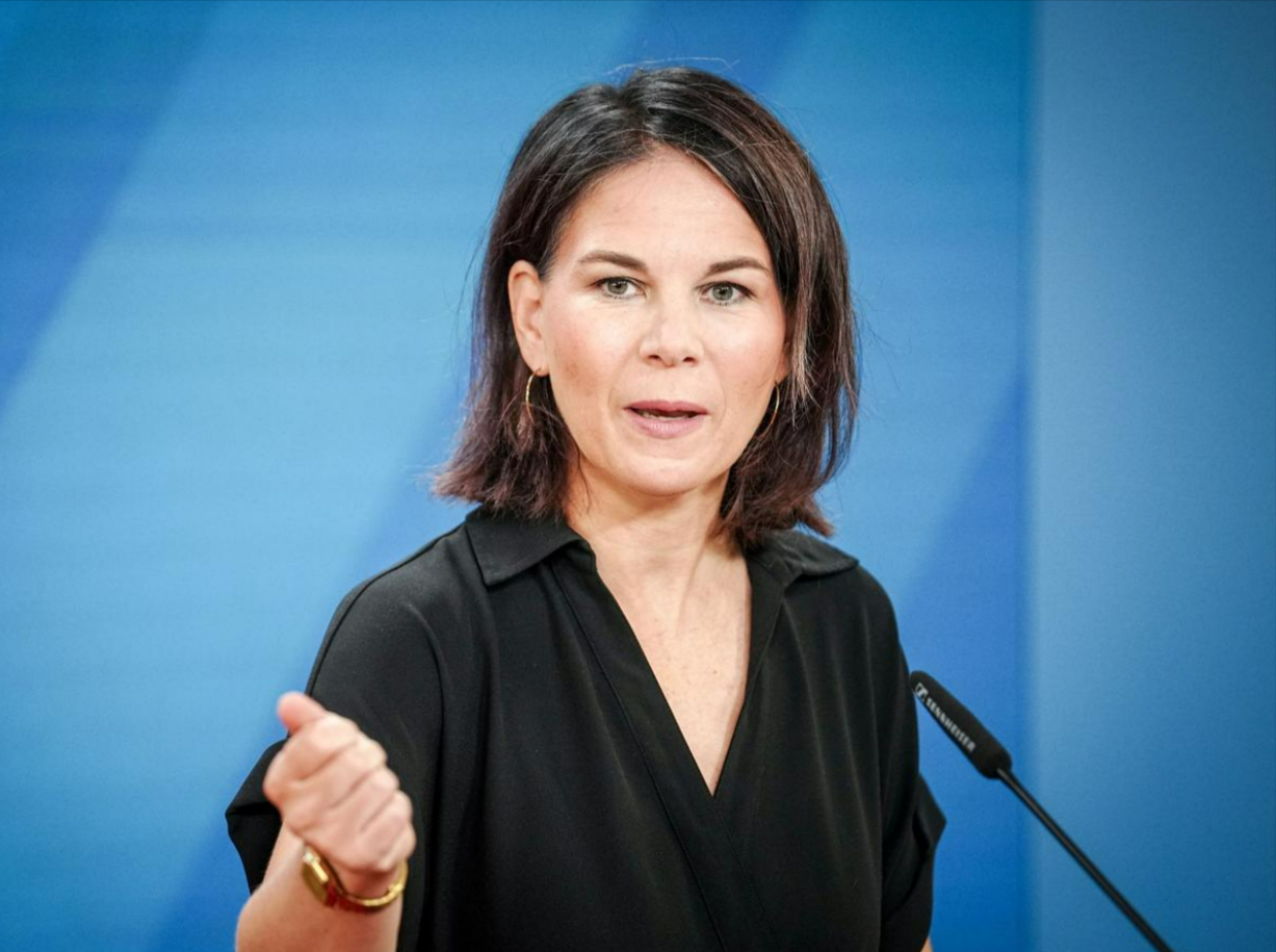 Verlässt Baerbock Deutschland? Grüne im Umbruch: Annalena Baerbock im Fokus internationaler Gerüchte