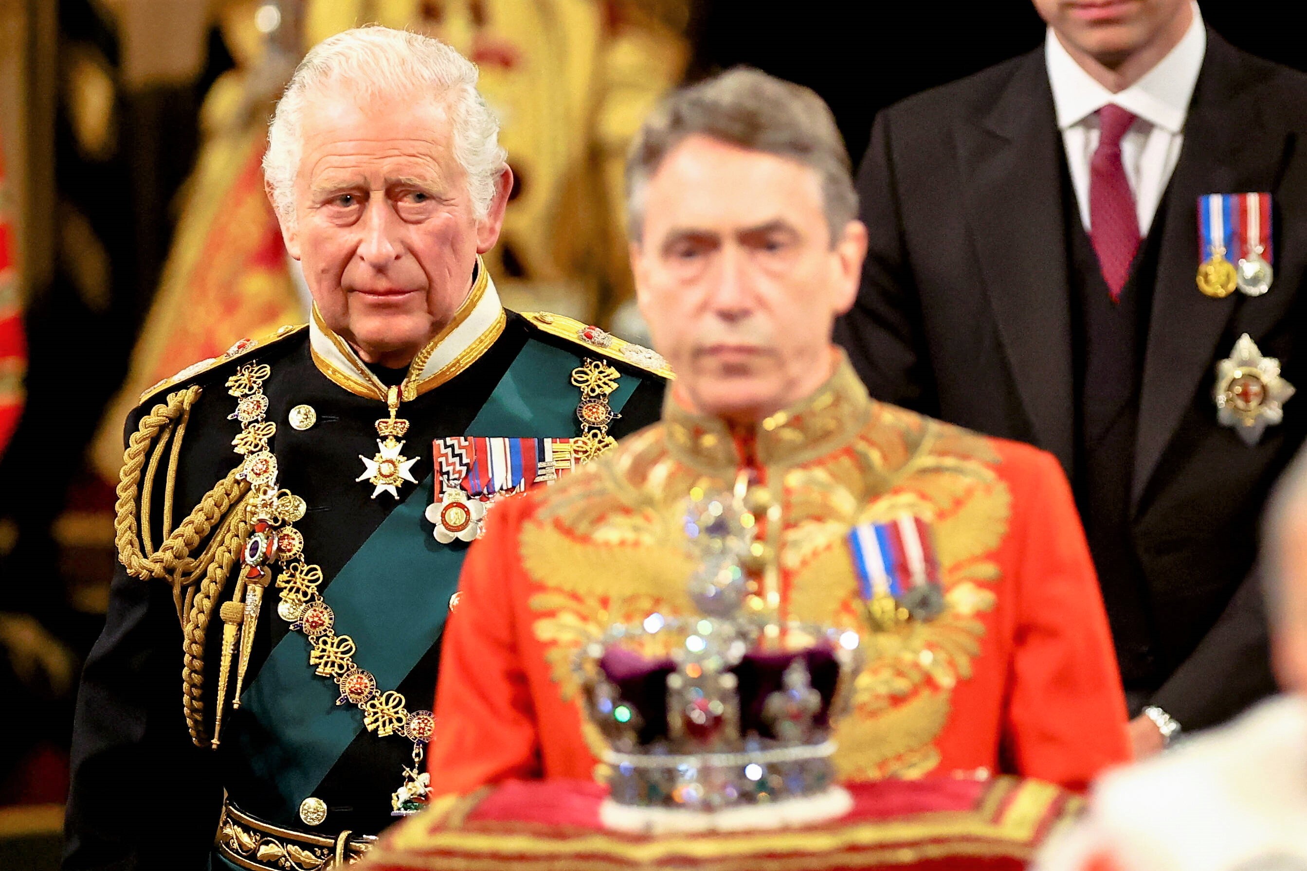 Große Sorge um König Charles! Prinz William soll sich bereithalten - wie steht es um Charles Gesundheit?