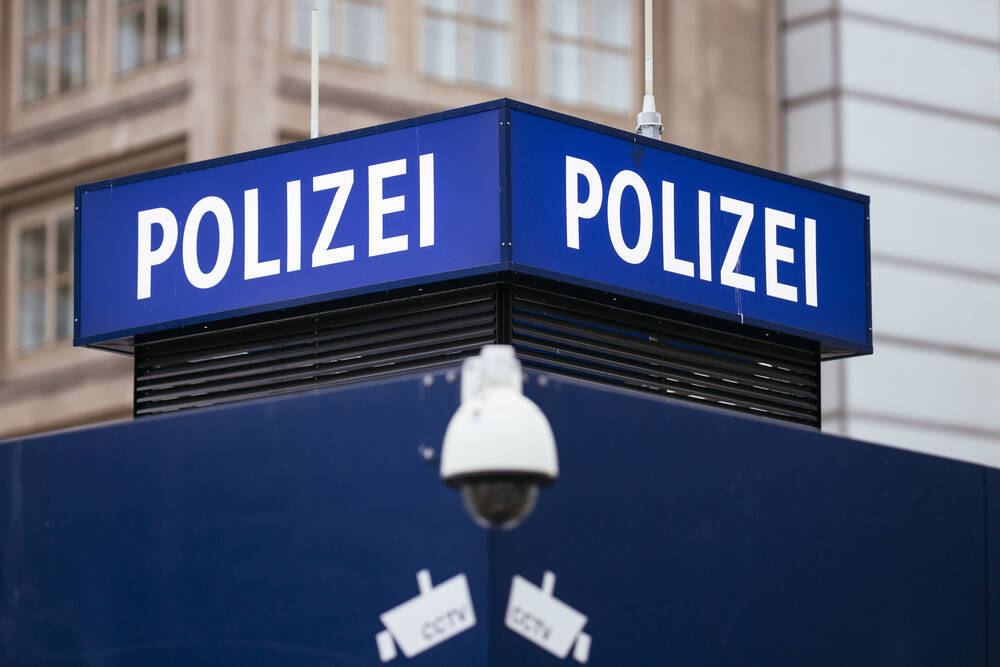 Polizei bittet um Hilfe! 15-jähriges Mädchen vermisst! Polizei sucht mit Öffentlichkeitsfahndung nach Schülerin