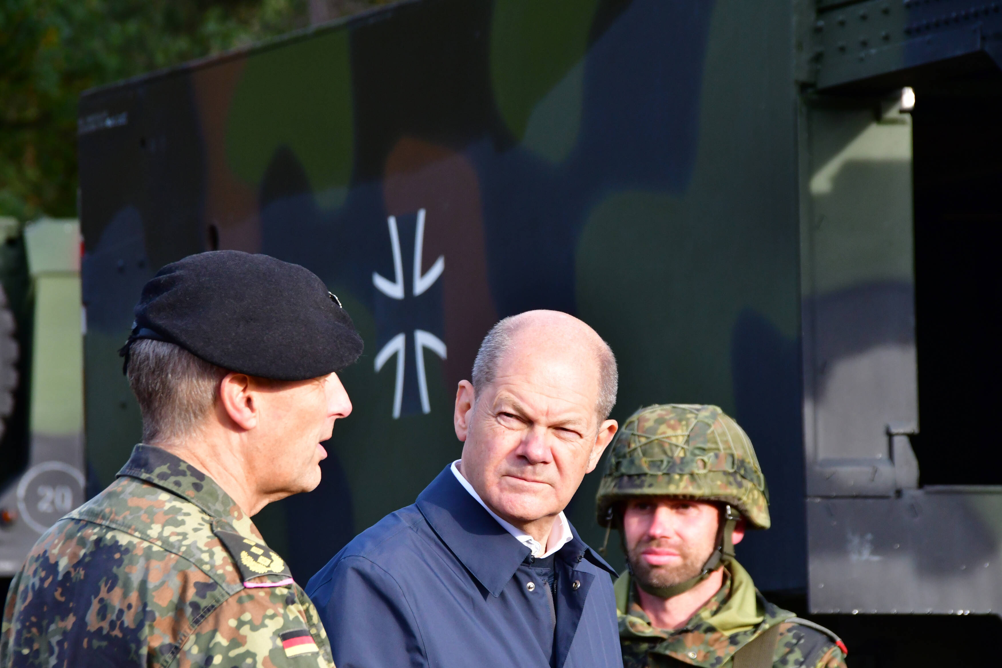 Liefert jetzt auch Deutschland Kampfpanzer! Scholz verhandelt über Lieferung von Leopard 2 Panzern an die Ukraine