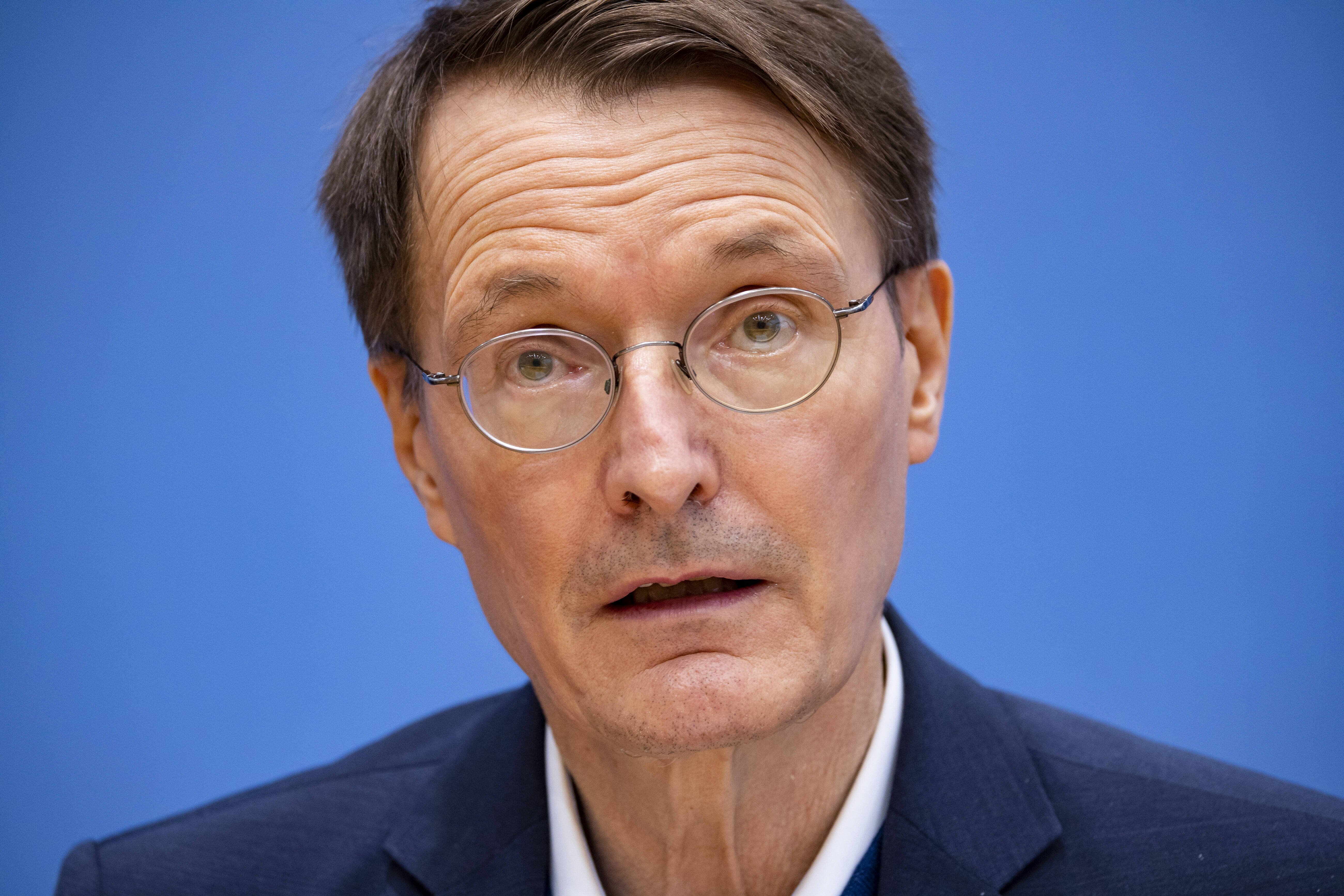 Umfrage-Hammer für Annalena Baerbock! So sehen die Deutschen die Außenministerin wirklich!