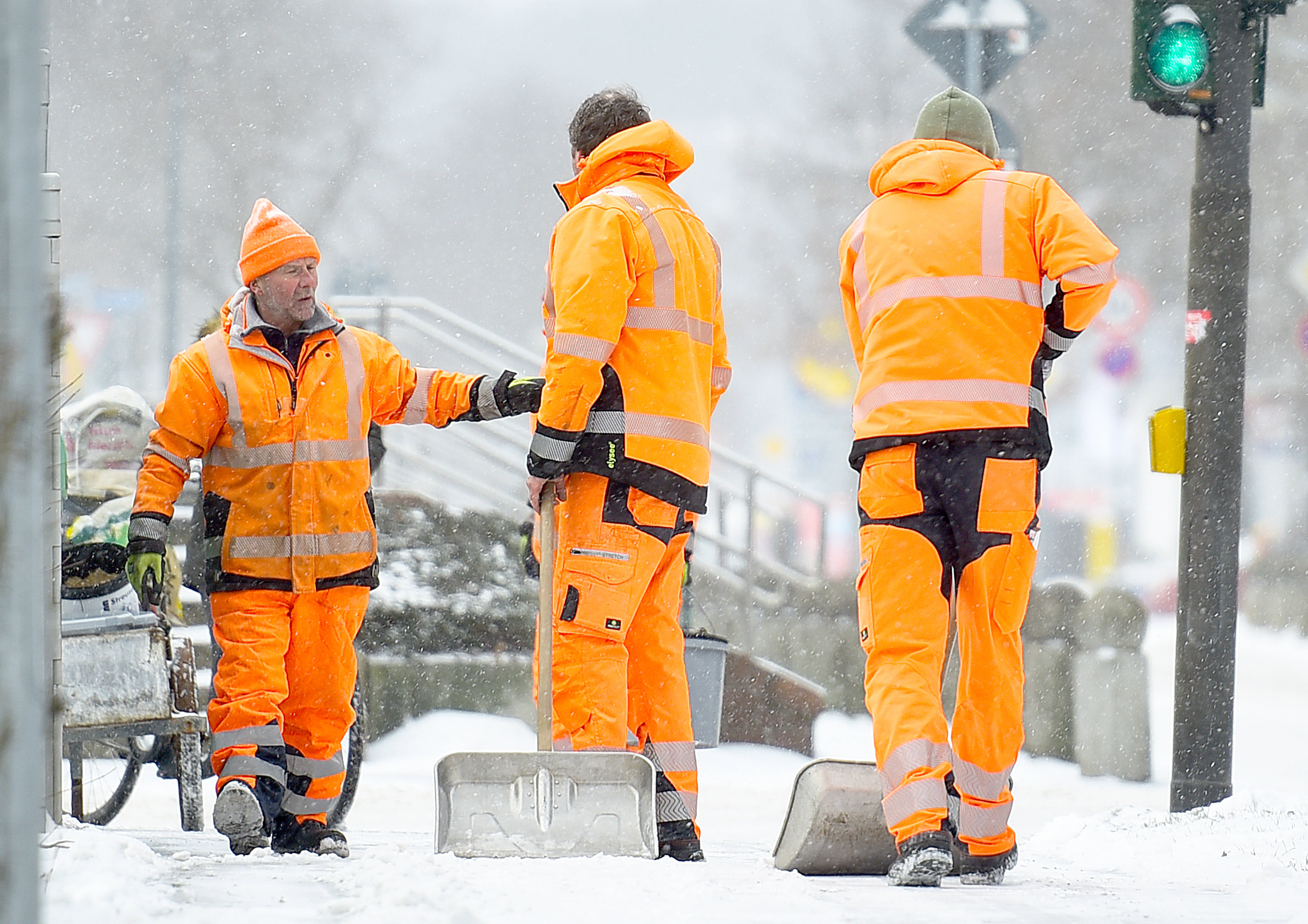 Amtliche Wetterwarnung! 30 cm Neuschnee - Winterschock droht kurz vor Ostern!