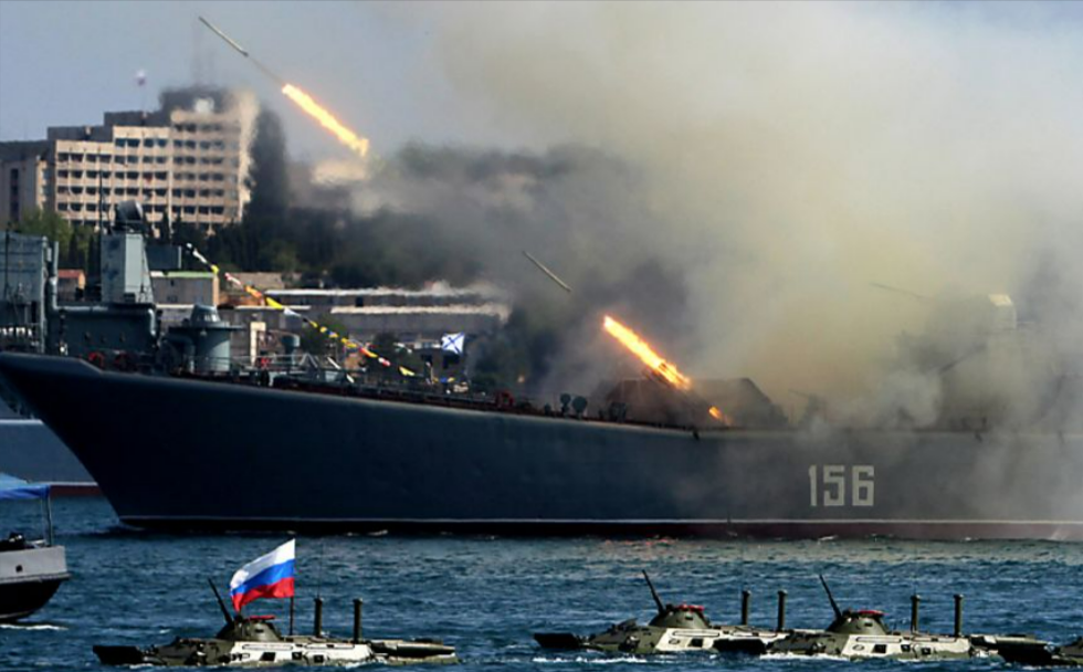 Putins Schwarzmeer-Desaster! Flaggschiff versenkt, Hauptquartier zerstört - Russlands mächtige Marine am Boden!