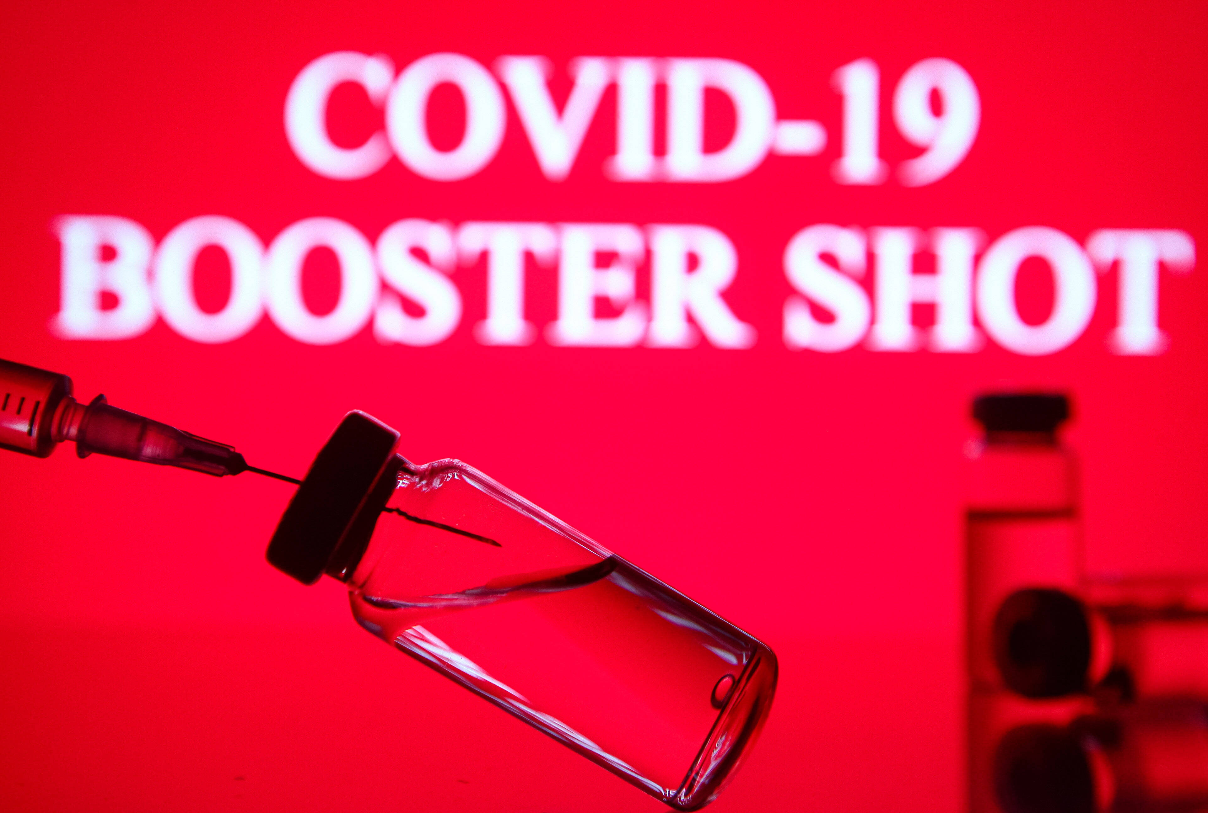 Kommt die Impfpflicht? Experten rufen zur Auffrischung der Impfungen gegen Corona und Grippe auf!