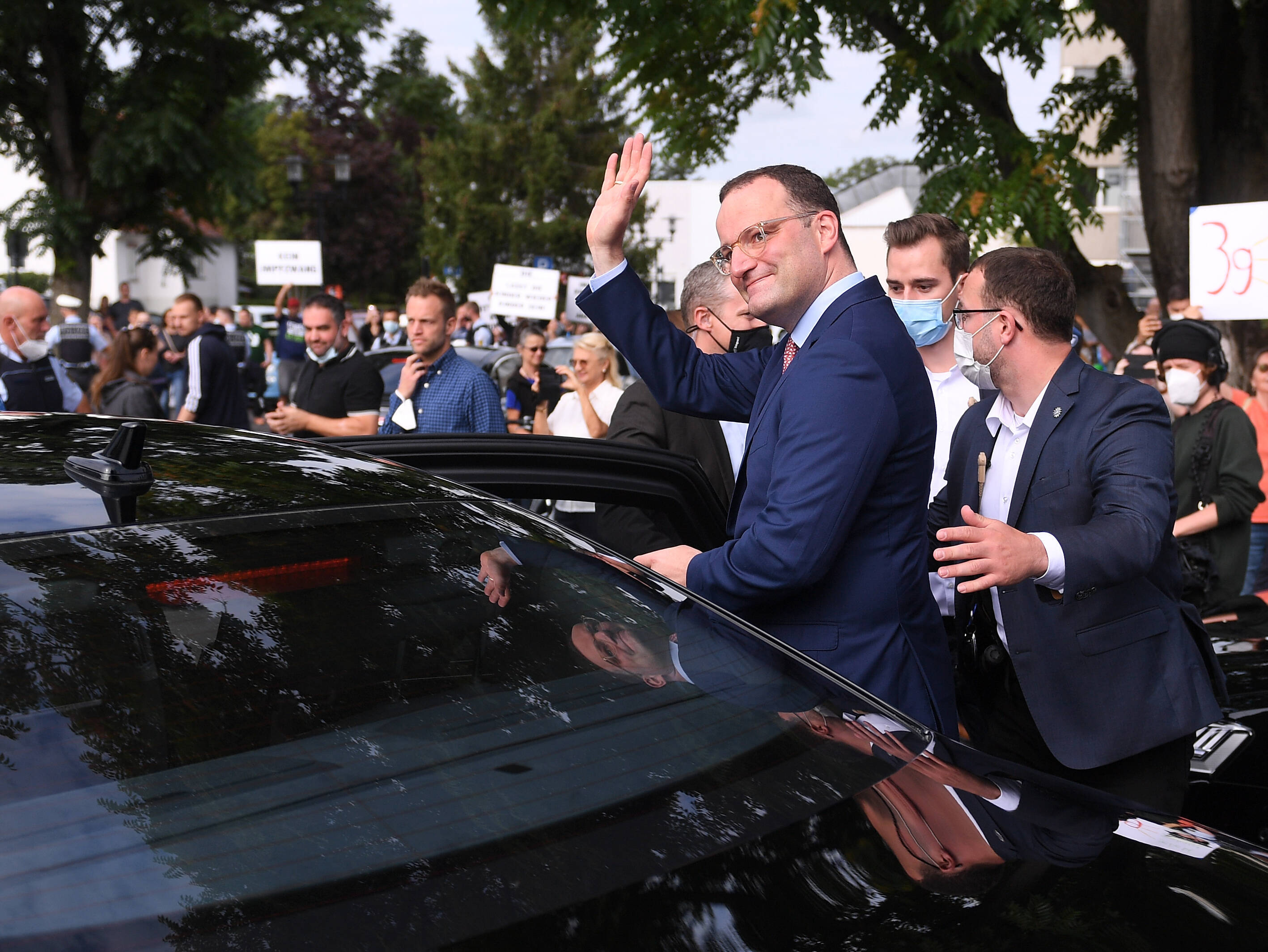 Jens Spahn fordert Einwanderungsstopp! Er verlangt eine mehrjährige Migrationspause 